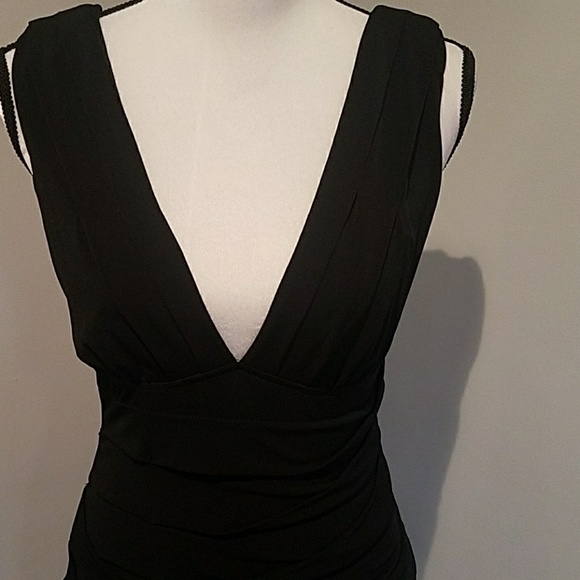 Grass Collection | Black | Deep V | Cocktail Dress - Picture 3 of 6